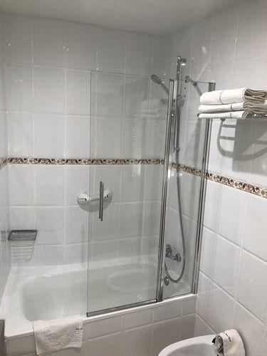 Large Single Room